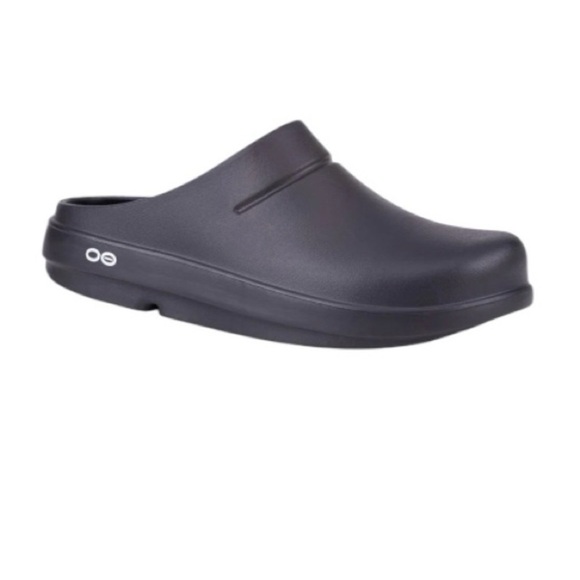 OOFOS Oocloog Clogs Black Comfort Recovery Slip On Loafers 
US Men's 6 Women's 8 - Picture 2 of 8